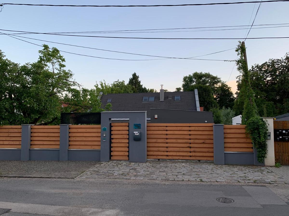 Buekkoes Apartman Apartment Szentendre Luaran gambar