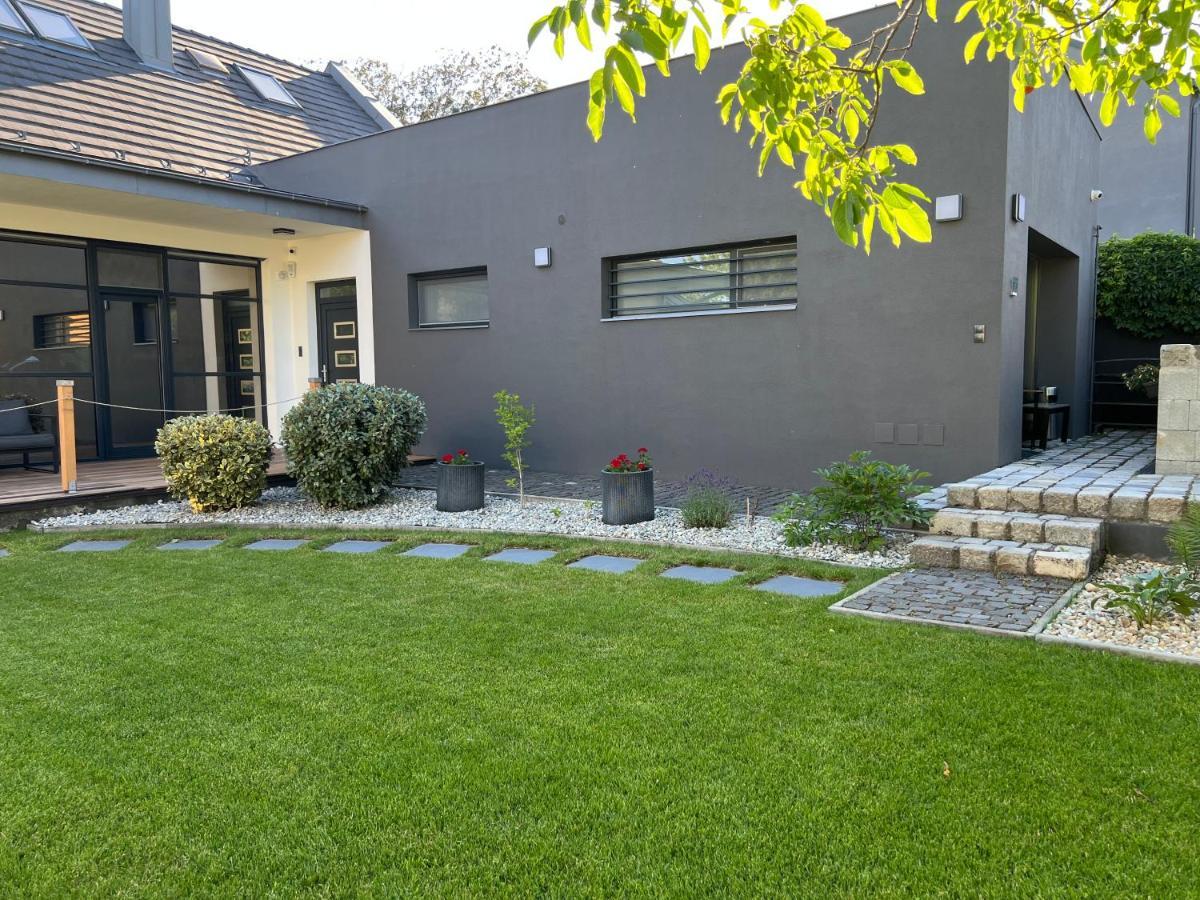 Buekkoes Apartman Apartment Szentendre Luaran gambar
